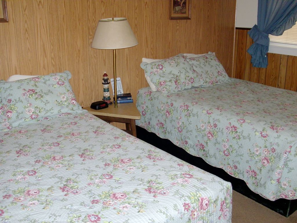 Paintbrush Inn Термополис Номер фото